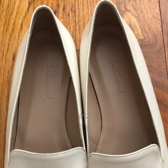 Flat shoes by Intrend - Picture 6 of 7